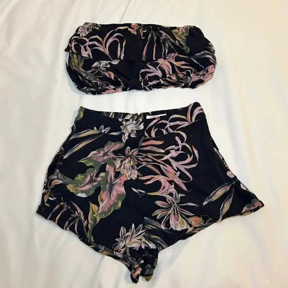 O'Neill Montera Size 28 Tropical 2 Piece Bandeau Shorts Set Casual Beach Coastal - Picture 2 of 10
